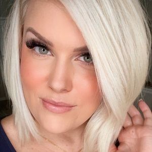 Meet your Posher, Rochelle